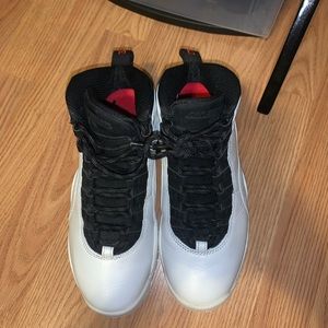 Jordan 10 sneakers